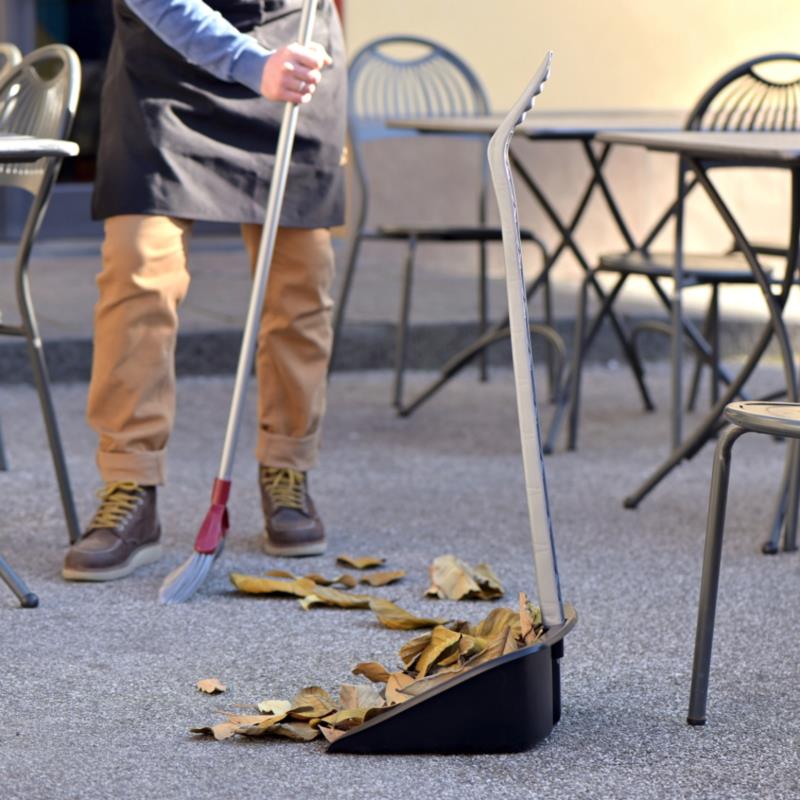 PROFESSIONAL DUSTPAN