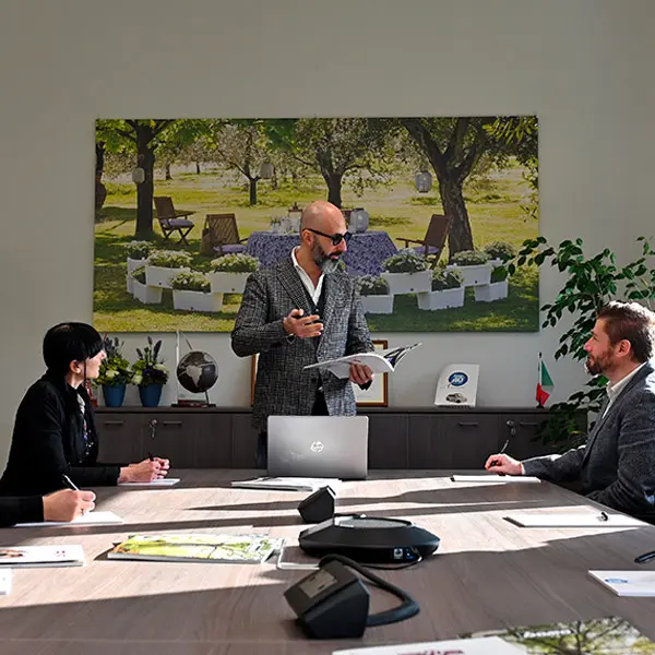 Image gallery marquee